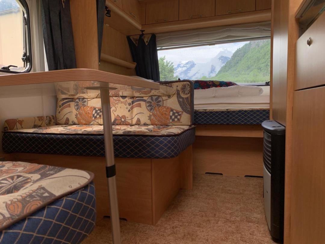 Revier Caravan-Ig Und Cool Hatzingen Esterno foto